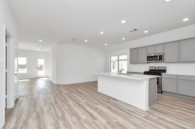 $2,250 | 2932 Cordova Hill Drive, Katy, TX 77493