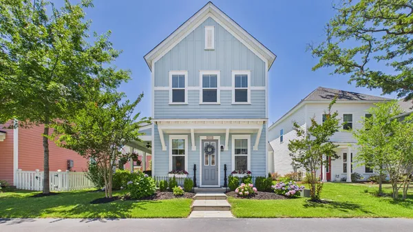 $694,000 | 2012 Codorus Lane, Hanahan, SC 29410