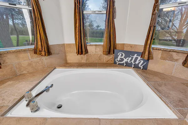 $627,000 | 29058 Ave 22, Madera, CA 93638