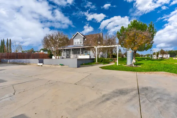 a view of a livingroom with a fan