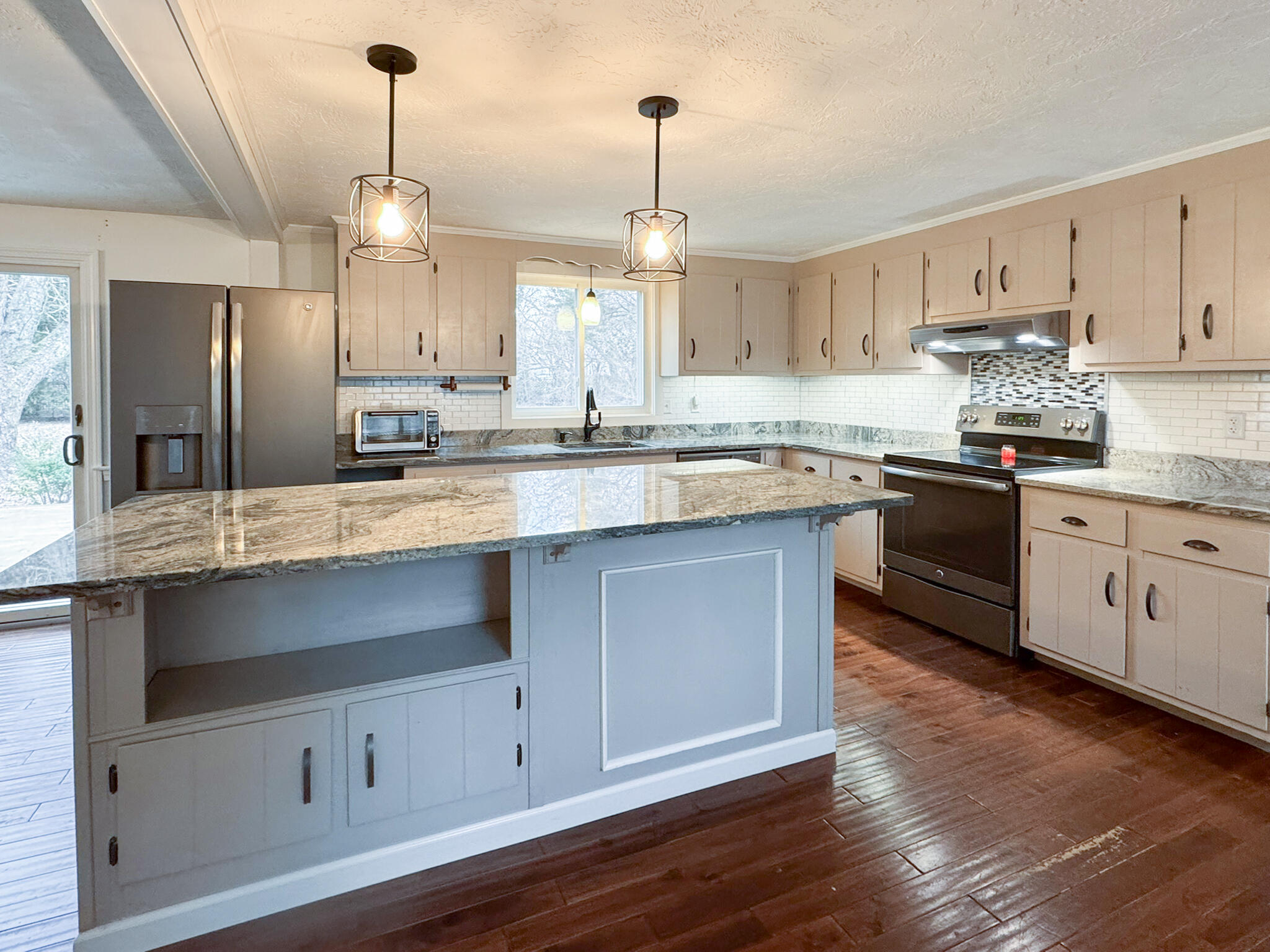 33 Green House Road Forestdale, MA 02644 - Photo 4 of 25 7