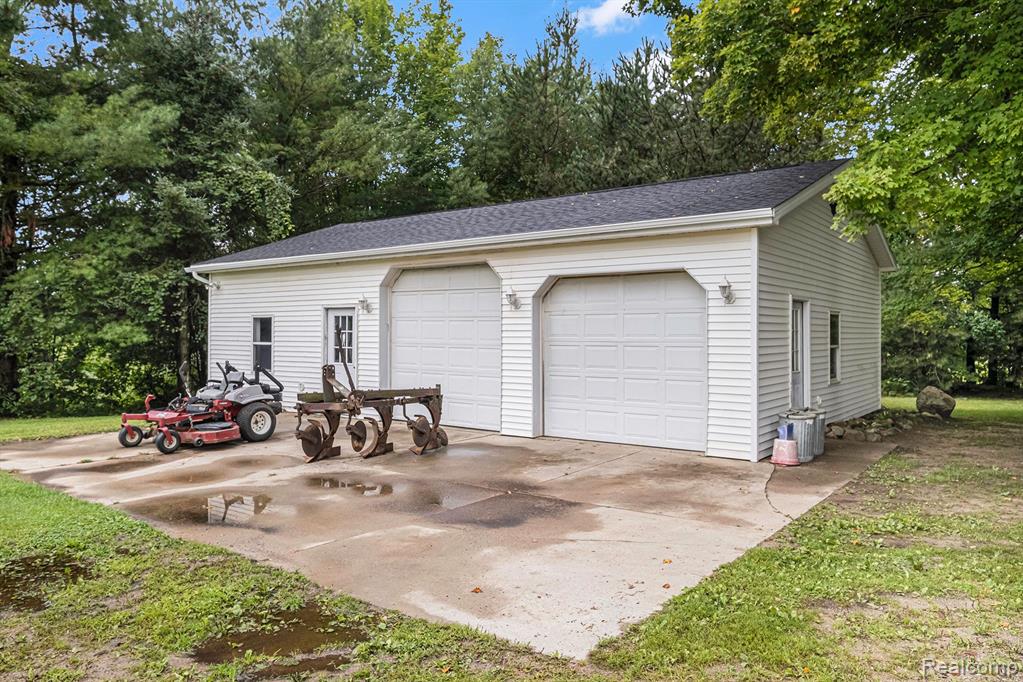 4594 Jefferson Road North Branch, MI 48461 - Photo 6 of 45 Gallery Image 6