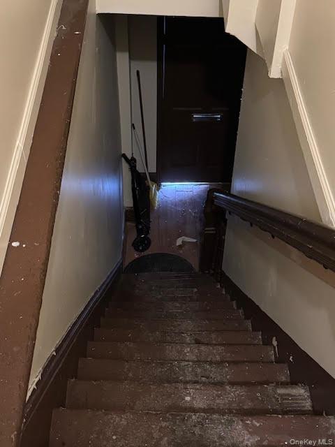 95 Renwick Street Newburgh, NY 12550 - Photo 13 of 24 a view of entryway