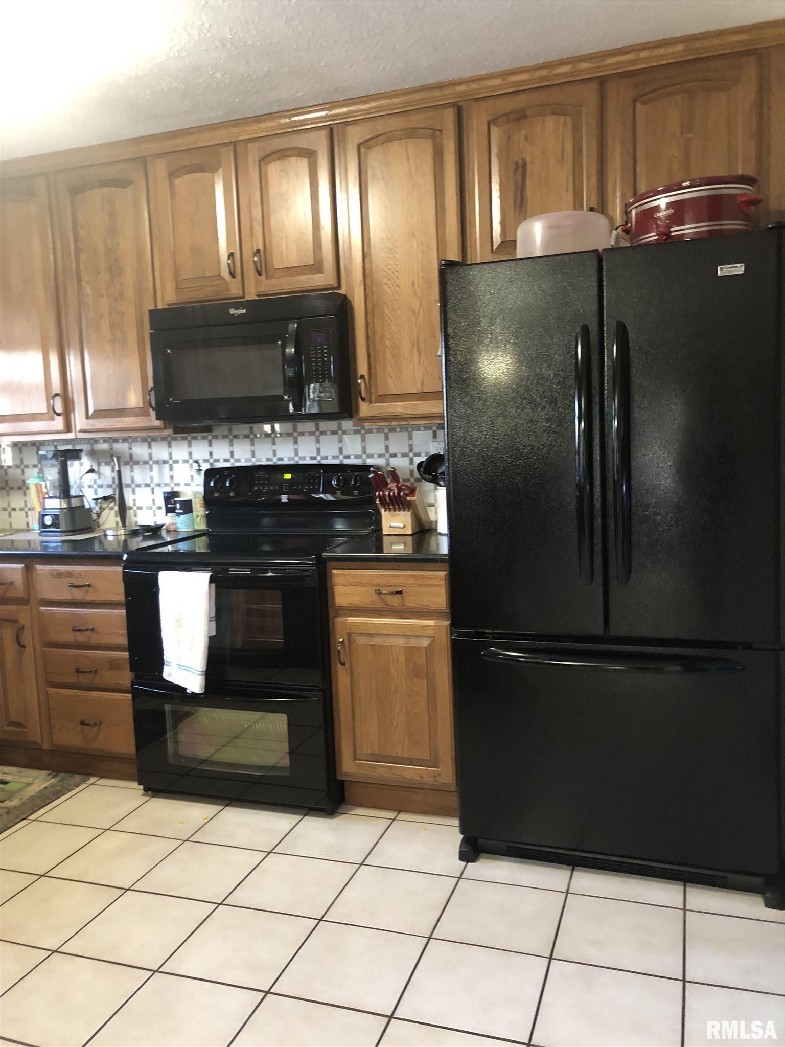 5111 South Acre Road Mapleton, IL 61547 - Photo 11 of 27