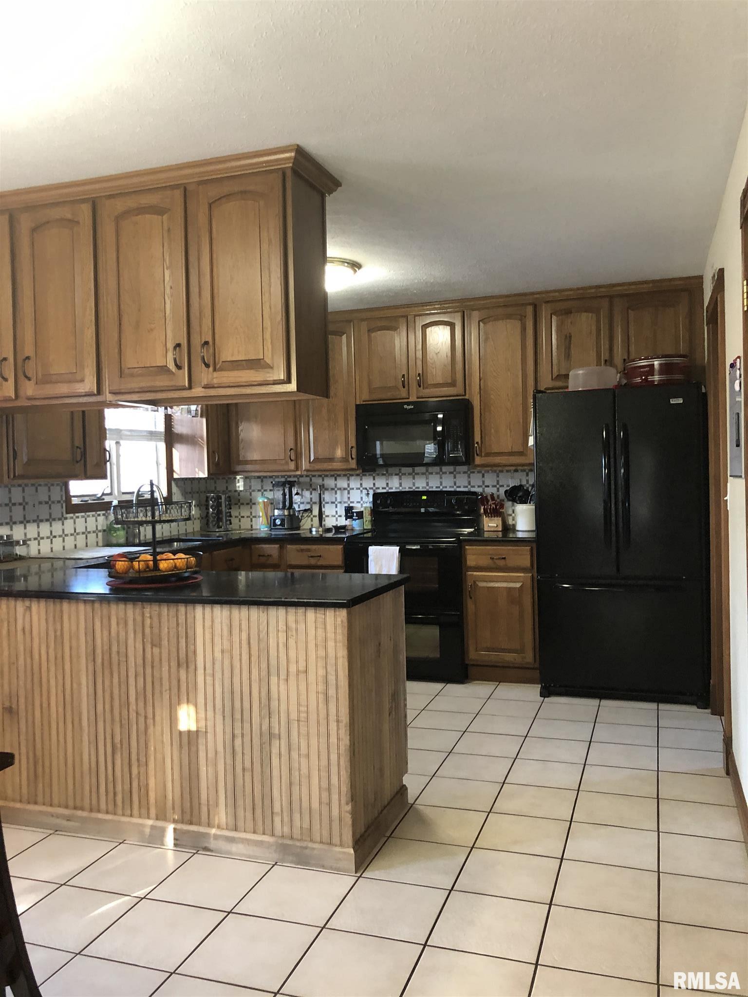 5111 South Acre Road Mapleton, IL 61547 - Photo 13 of 27