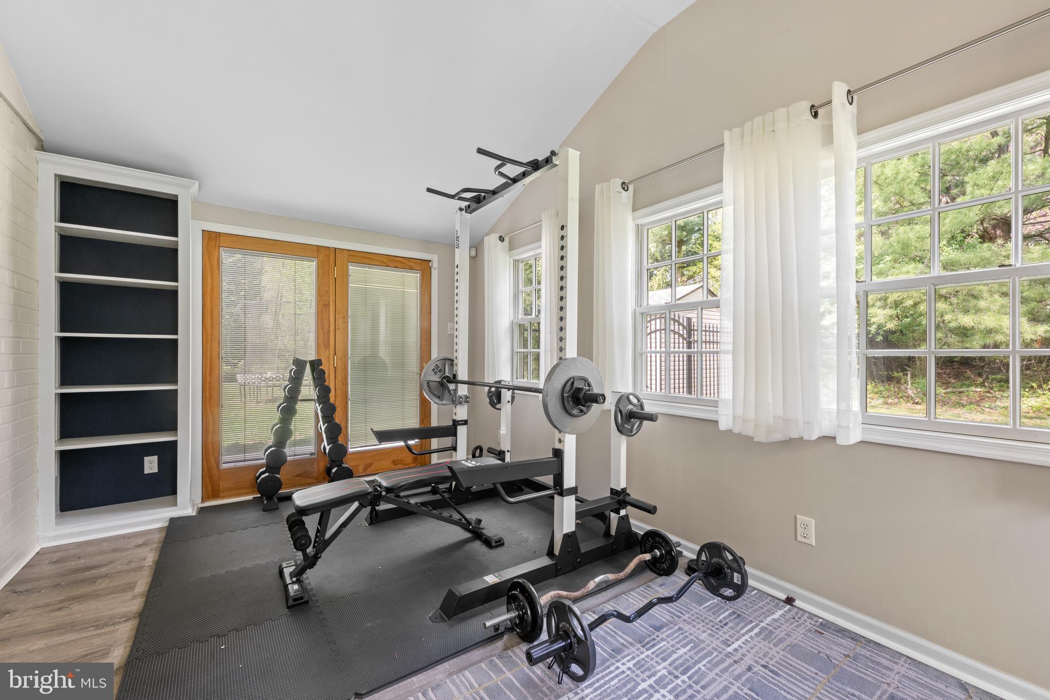 1442 Potter Lane Wayne, PA 19087 - Photo 19 of 44 Sunroom