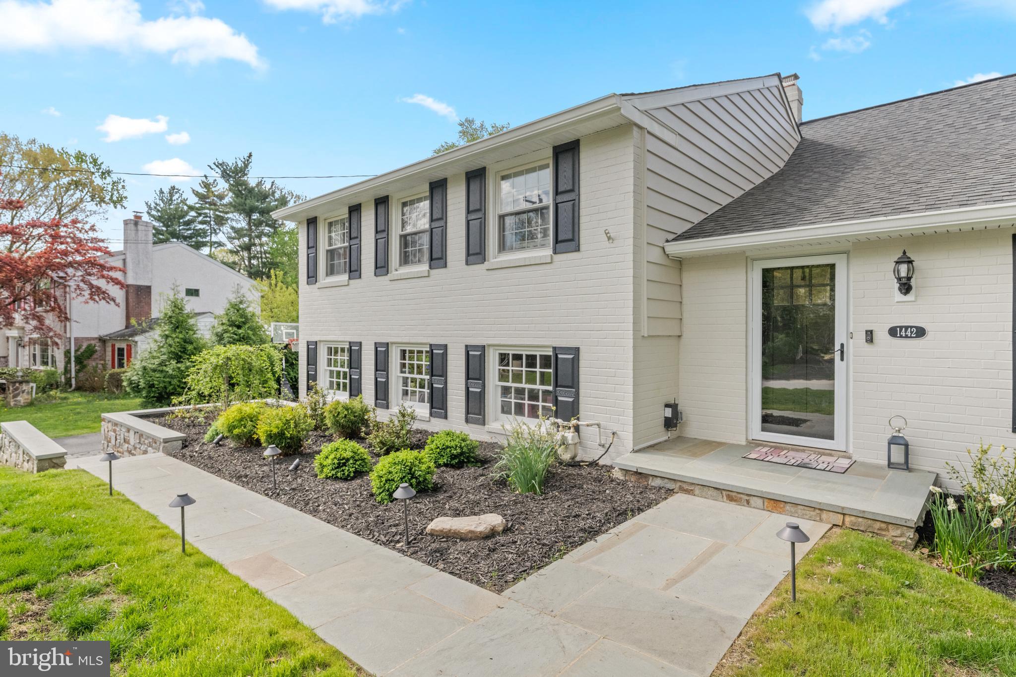 1442 Potter Lane Wayne, PA 19087 - Photo 2 of 44 Exterior Front