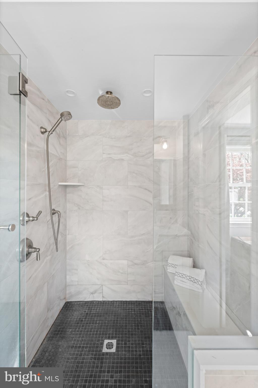 1442 Potter Lane Wayne, PA 19087 - Photo 23 of 44 Primary bathroom