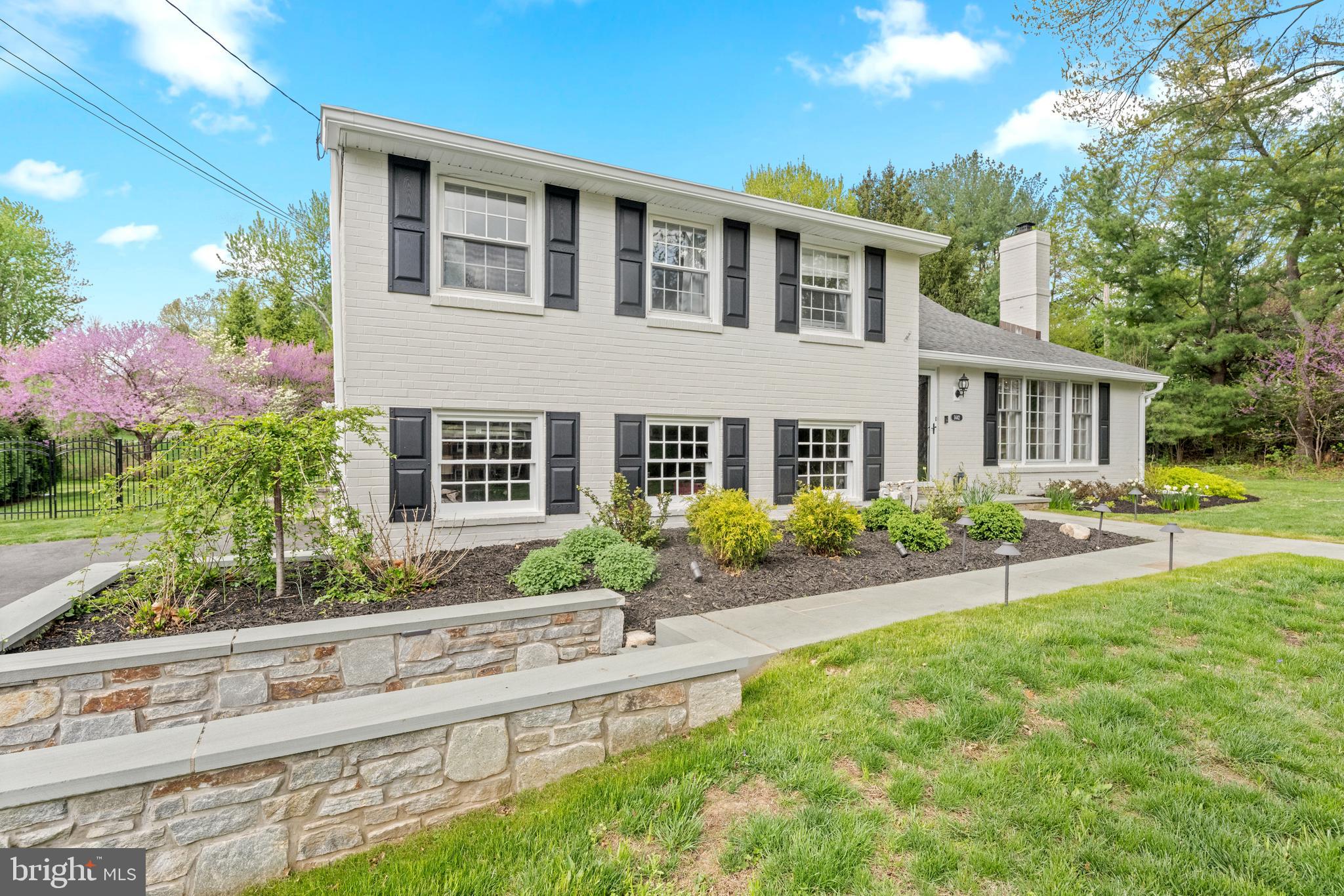 1442 Potter Lane Wayne, PA 19087 - Photo 3 of 44 Exterior Front
