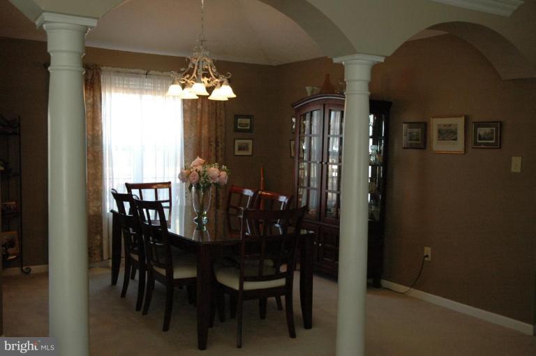 207 Canyon Road Winchester, VA 22602 - Photo 13 of 29 Dining Room
