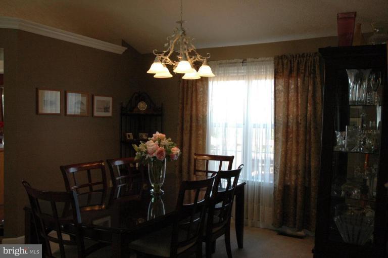 207 Canyon Road Winchester, VA 22602 - Photo 14 of 29 Dining Room #2