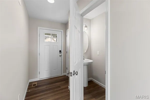 $299,900 | 2 Burlington At Dogwood Grove Lake Street, Lake St. Louis, MO 63367
