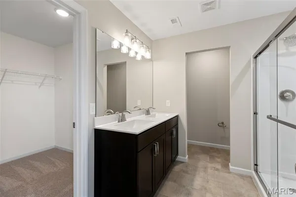 $299,900 | 2 Burlington At Dogwood Grove Lake Street, Lake St. Louis, MO 63367