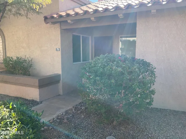 $1,525 | 95 North Cooper Road, Unit 75, Chandler, AZ 85225
