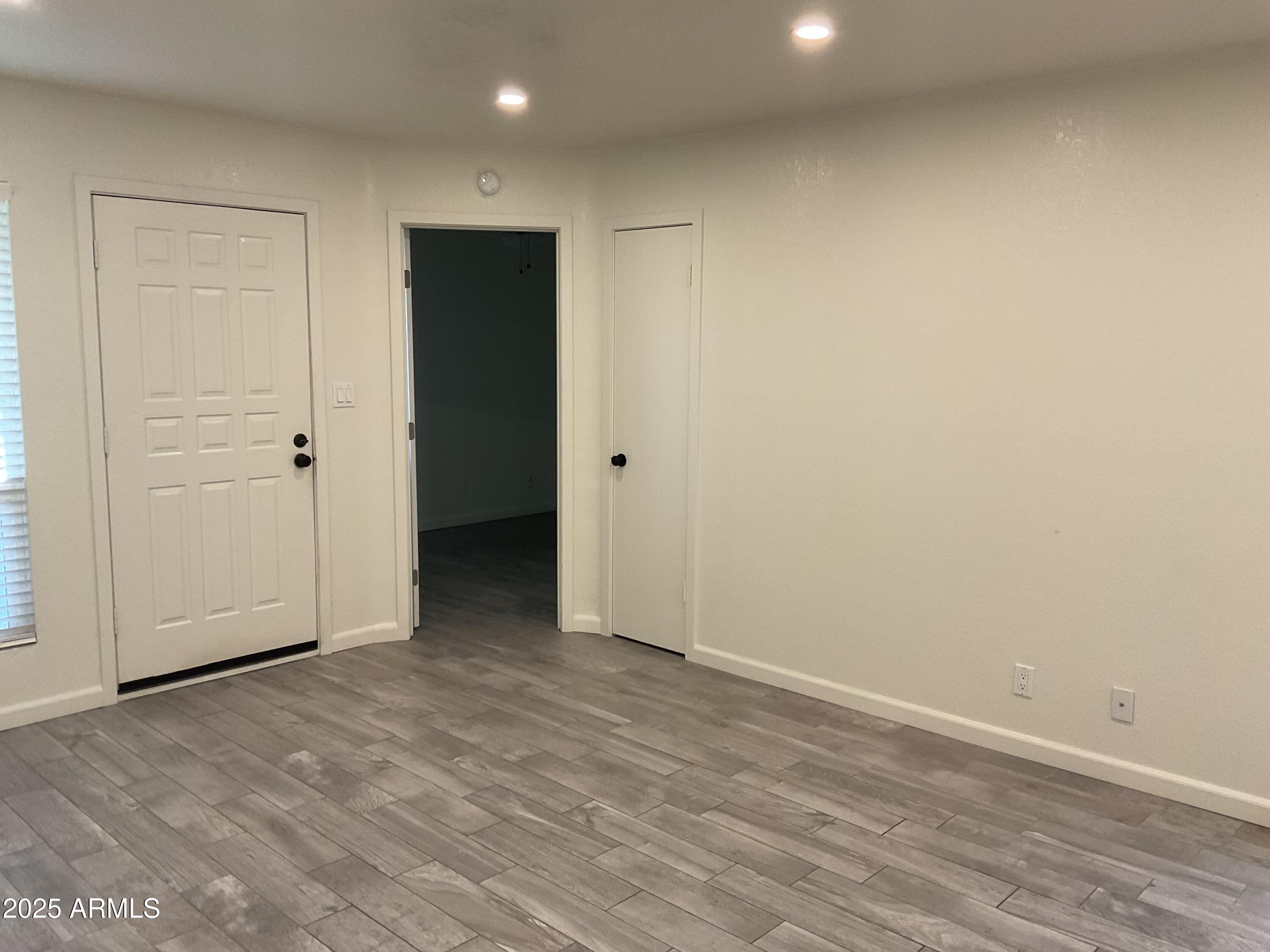 95 North Cooper Road, Unit 75 Chandler, AZ 85225 - Photo 8 of 19 a view of an empty room