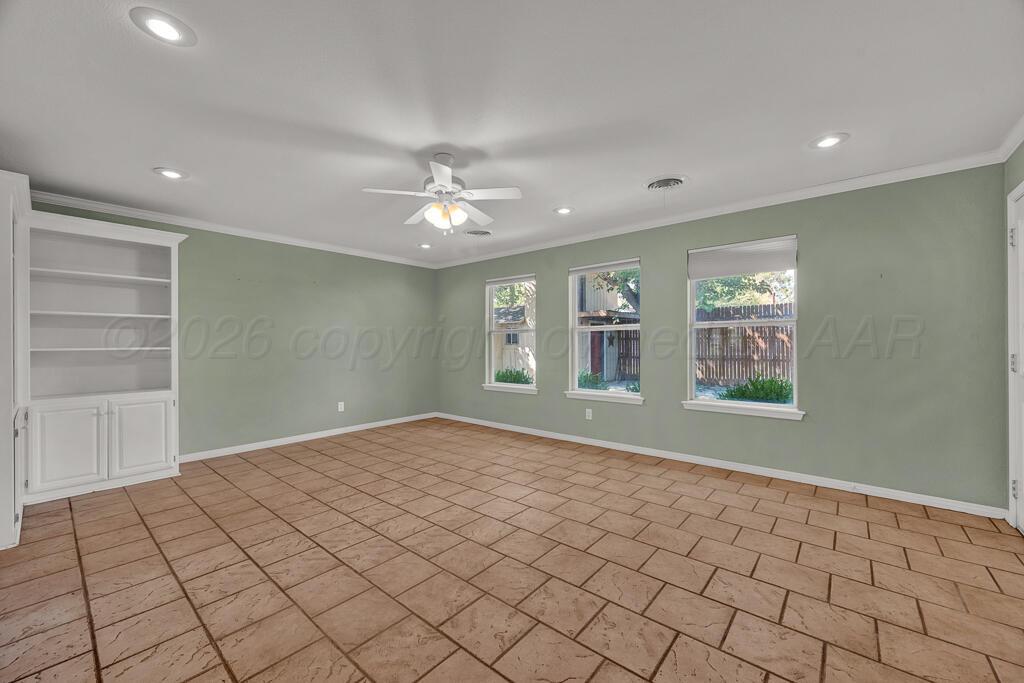 4428 Kingston Road Amarillo, TX 79109 - Photo 19 of 24 sunroom 1