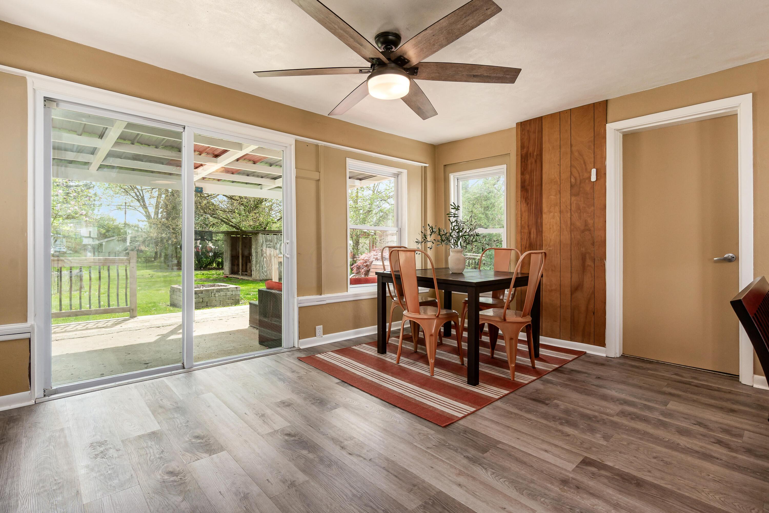 3615 Dempsey Road Westerville, OH 43081 - Photo 23 of 41 Breezeway