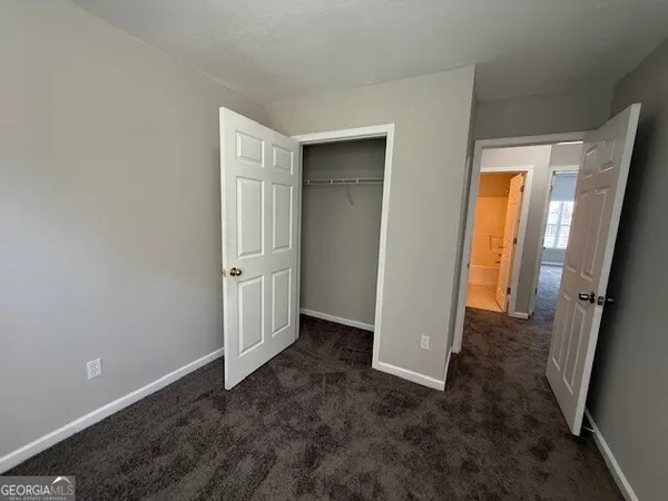 $1,695 | 7043 Brookview Creek, Riverdale, GA 30274