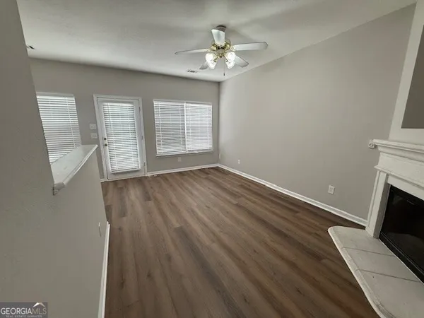 $1,695 | 7043 Brookview Creek, Riverdale, GA 30274