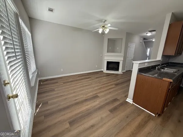 $1,695 | 7043 Brookview Creek, Riverdale, GA 30274