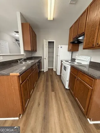 $1,695 | 7043 Brookview Creek, Riverdale, GA 30274