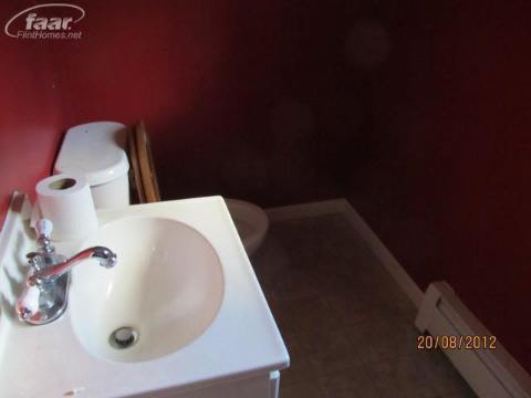 10291 Foley Road Fenton, MI 48430 - Photo 12 of 13 20247502-11.JPG