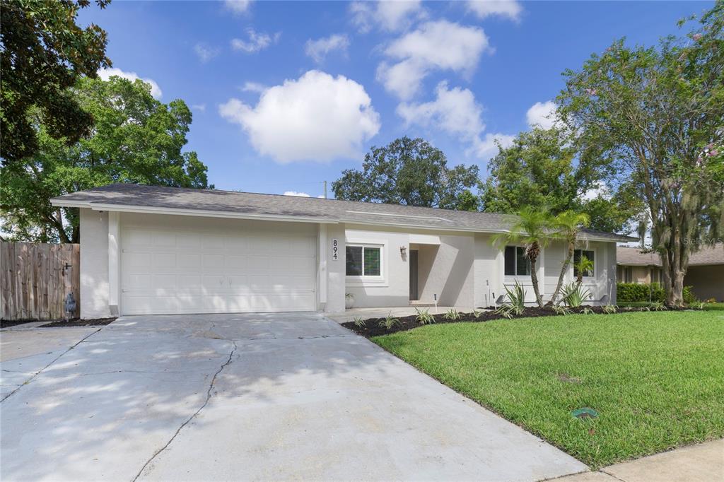 894 Little Bend Road Altamonte Springs, FL 32779 - Photo 2 of 26 Gallery Image 2