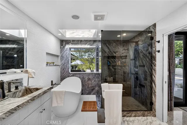 $25,000 | 1020 White Sails Way, Corona del Mar, CA 92625