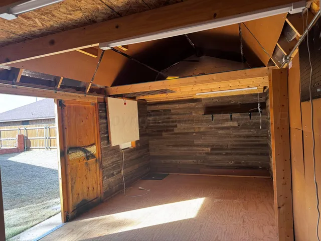 a view of walk in closet