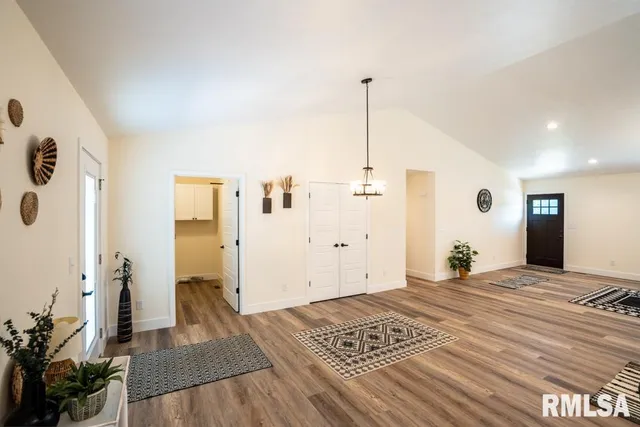 $279,000 | 659 Copper Creek Lane, Herrin, IL 62948