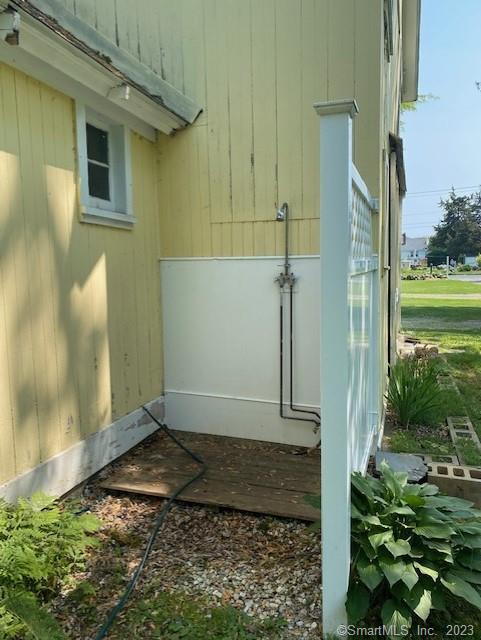 30 Old Shore Road Old Lyme, CT 06371 - Photo 23 of 25 Outdoor shower