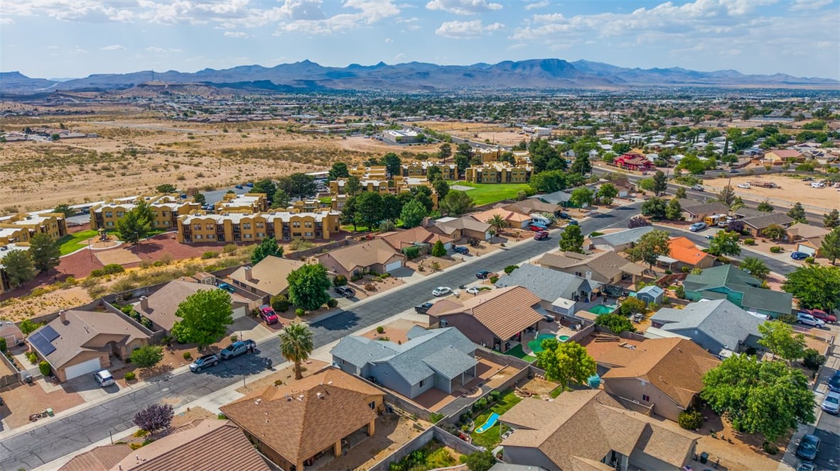 2144 Ridgeview Road Kingman, AZ 86401 - Photo 49 of 49 an aerial view of residential houses with outdoor space and mountain view