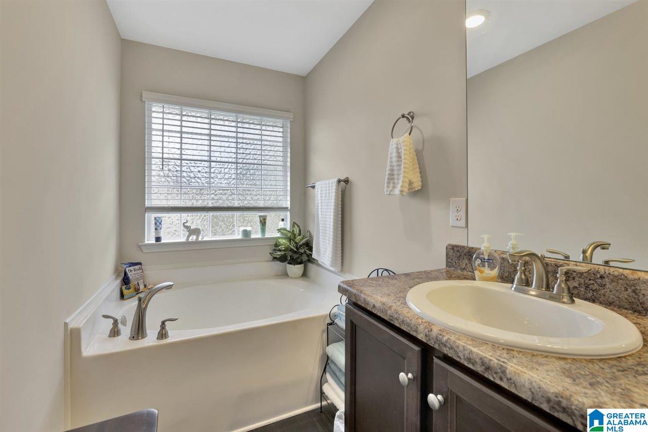 3012 Village Ridge Drive Calera, AL 35040 - Photo 12 of 17