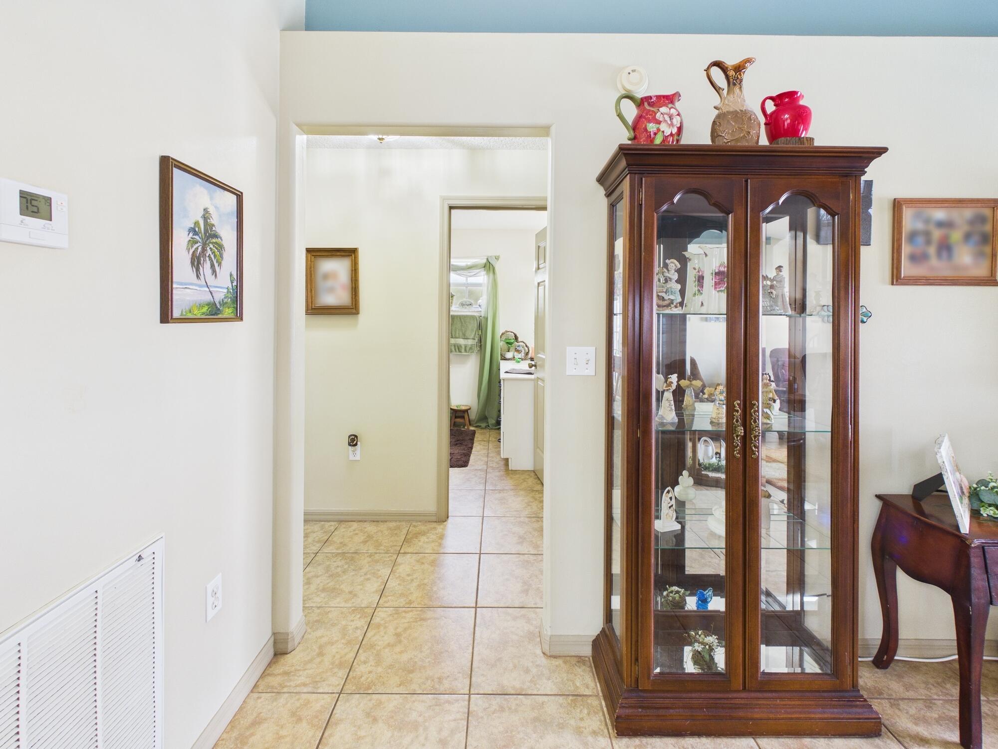 8525 Southwest 9th Street Okeechobee, FL 34974 - Photo 44 of 67 a view of entryway with interior