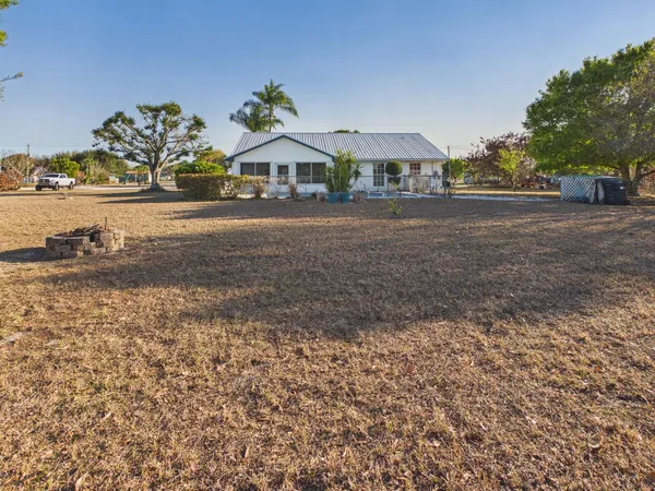 $430,000 | 8525 Southwest 9th Street, Okeechobee, FL 34974