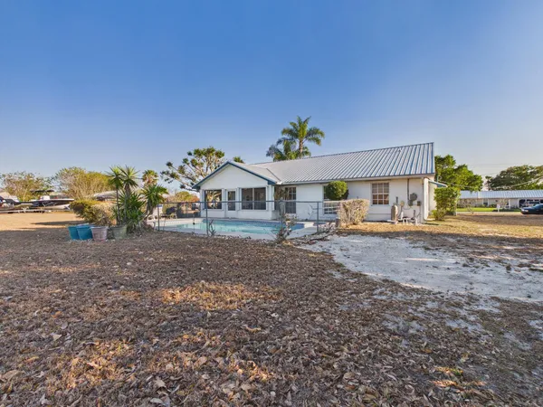 $430,000 | 8525 Southwest 9th Street, Okeechobee, FL 34974