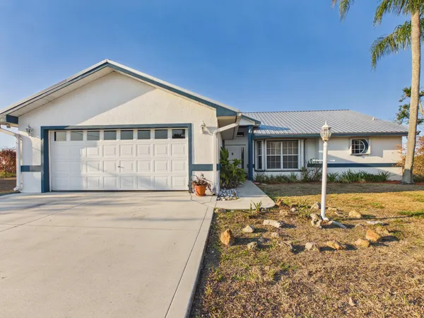 $430,000 | 8525 Southwest 9th Street, Okeechobee, FL 34974