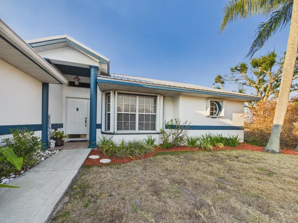 $430,000 | 8525 Southwest 9th Street, Okeechobee, FL 34974