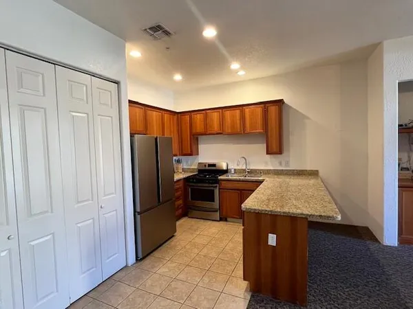 $295,000 | 50600 Santa Rosa Plaza, Unit 3, La Quinta, CA 92253