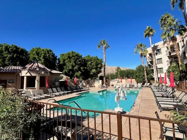 $295,000 | 50600 Santa Rosa Plaza, Unit 3, La Quinta, CA 92253