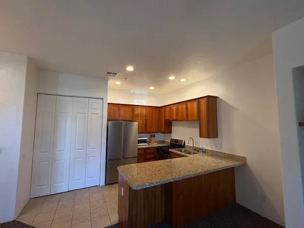 $295,000 | 50600 Santa Rosa Plaza, Unit 3, La Quinta, CA 92253