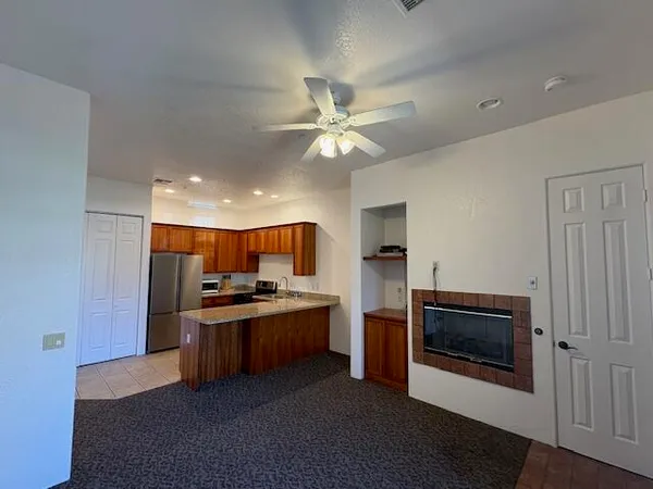 $295,000 | 50600 Santa Rosa Plaza, Unit 3, La Quinta, CA 92253