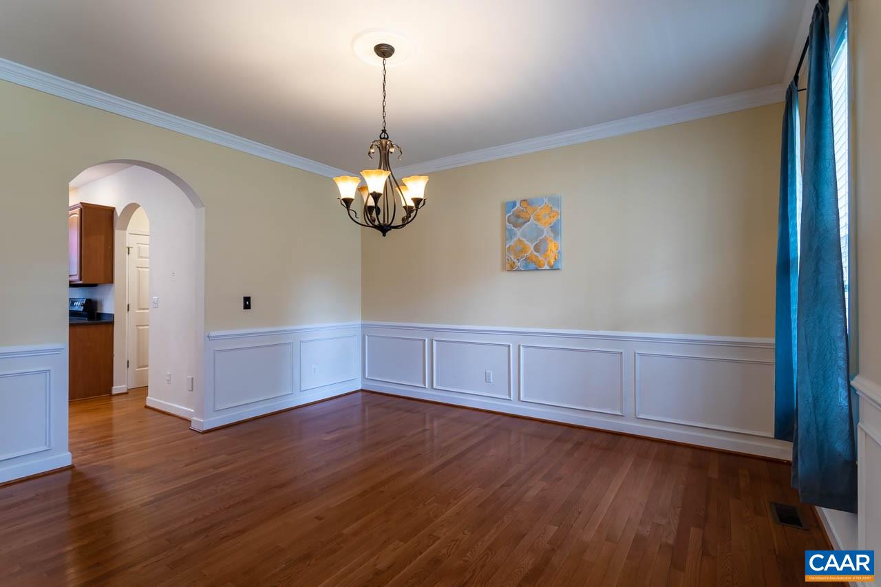 25 Haversack Road Palmyra, VA 22963 - Photo 14 of 42 a view of a room with wooden floor