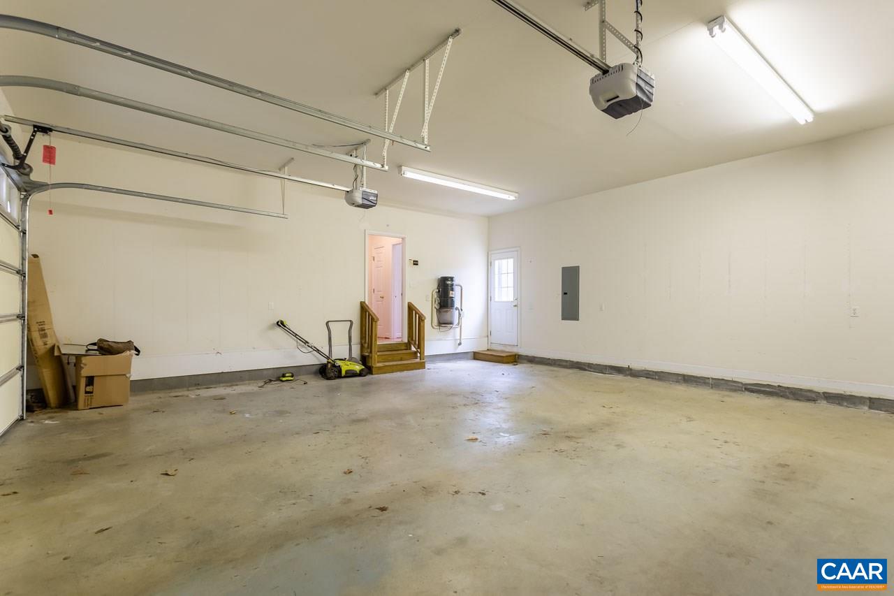25 Haversack Road Palmyra, VA 22963 - Photo 33 of 42 a view of a room with gym equipment