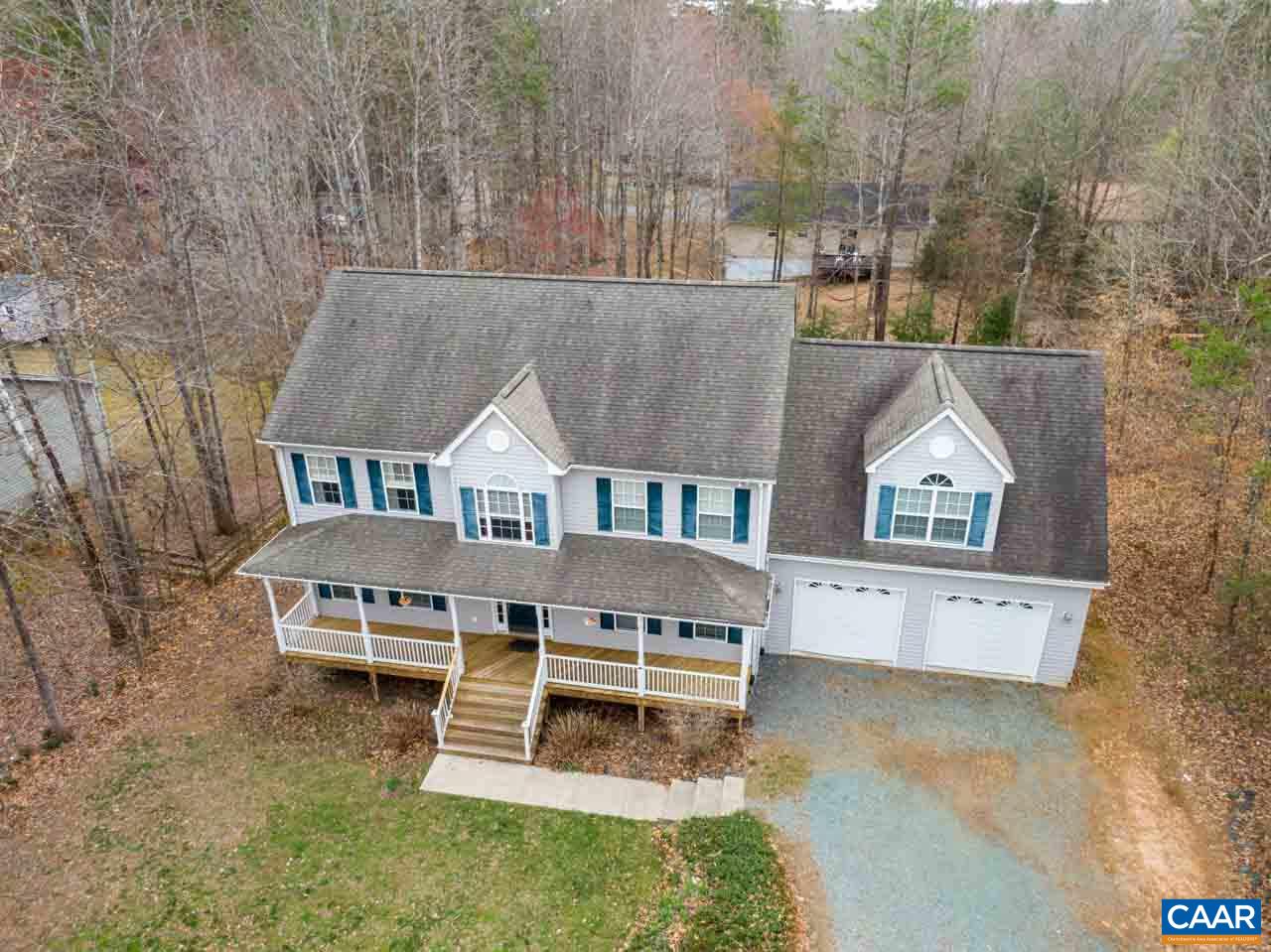 25 Haversack Road Palmyra, VA 22963 - Photo 34 of 42 an aerial view of a house with table and chairs