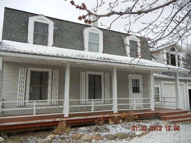 6491 Byron Road Howell, MI 48855 - Photo 1 of 13 DSCN1245.JPG