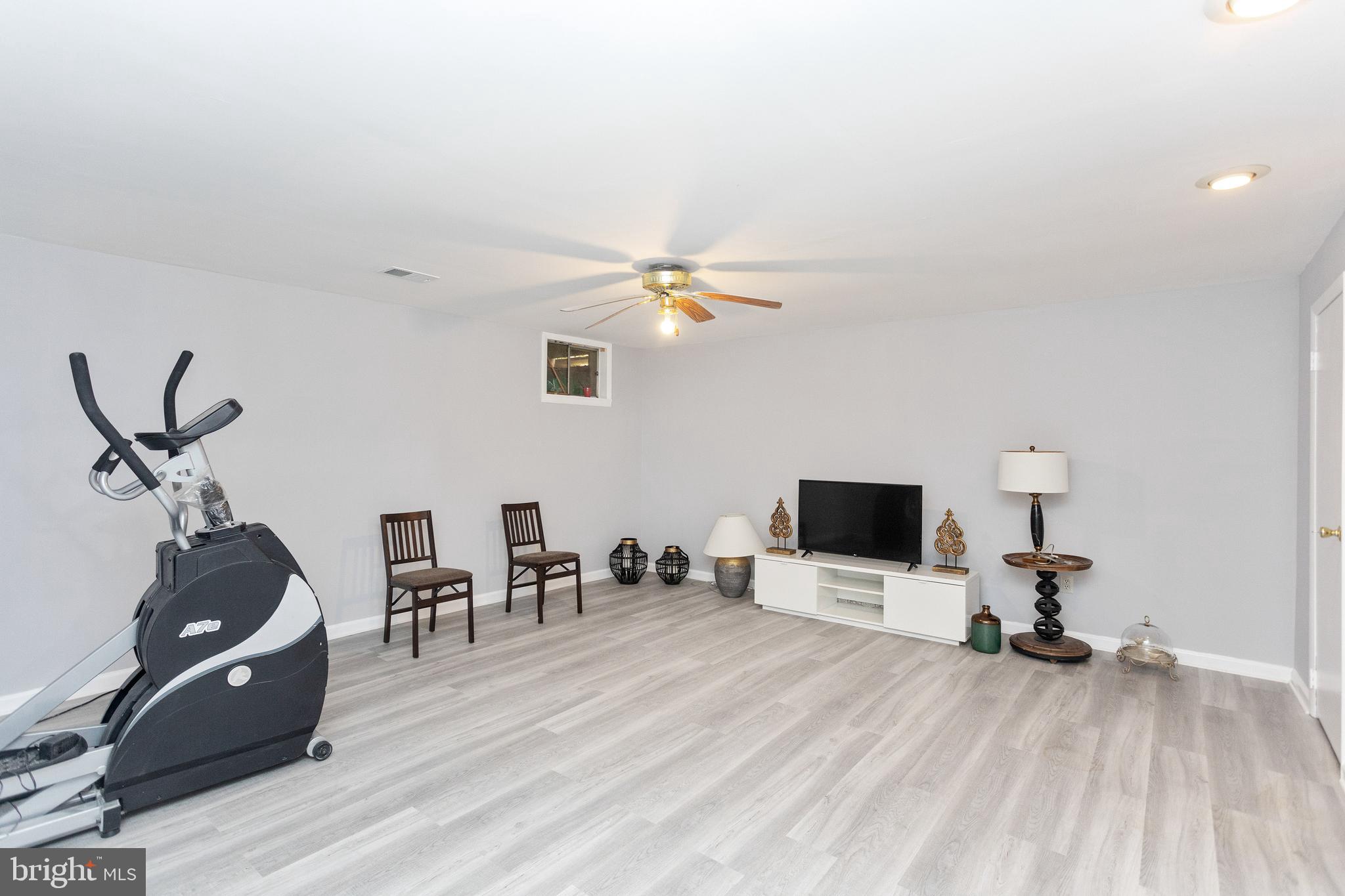 14622 Sandy Ridge Road Silver Spring, MD 20905 - Photo 19 of 34 Gallery Image 19