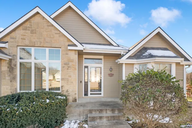 $375,000 | 7929 Southwest 28th Street, Topeka, KS 66614