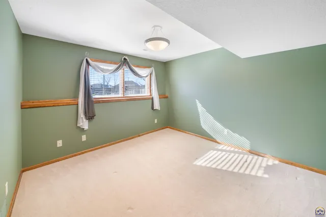 $375,000 | 7929 Southwest 28th Street, Topeka, KS 66614