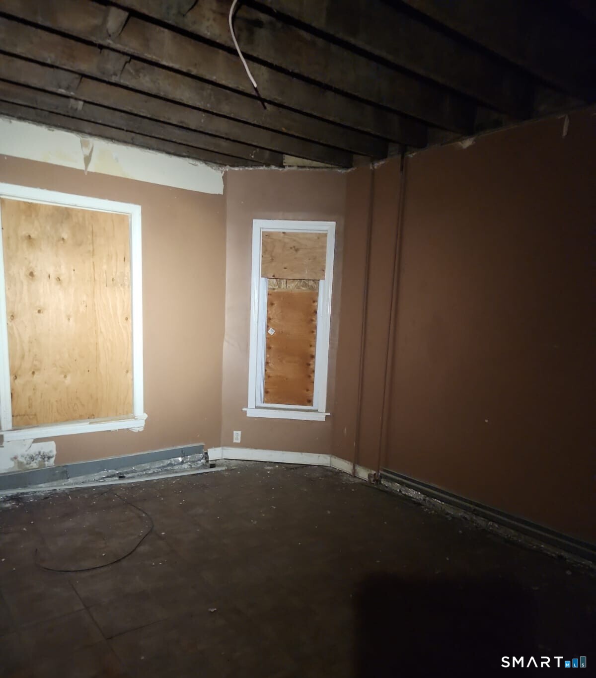 4 George Street Hartford, CT 06114 - Photo 11 of 35